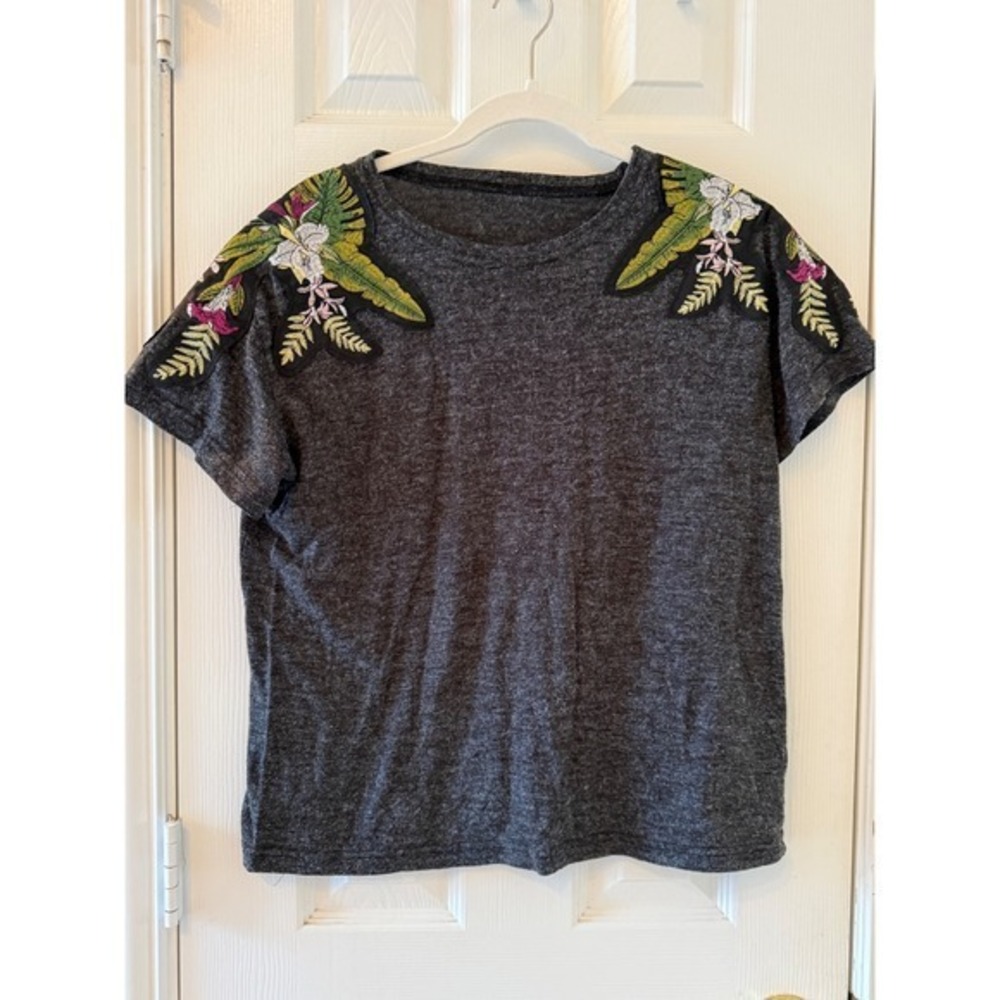 Zara Embroidered Floral Shoulder Tee Women's Charcoal Gray Short Sleeve M L - Picture 7 of 7
